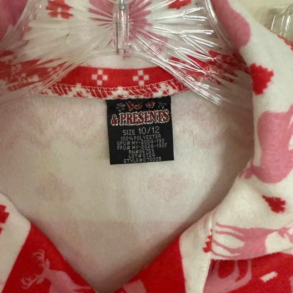 PJ & PRESENTS CHRISTMAS PAJAMA SET LITTLE GIRL size 10/12